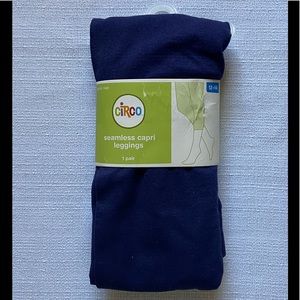 Circo Blue Seamless Capri Leggings